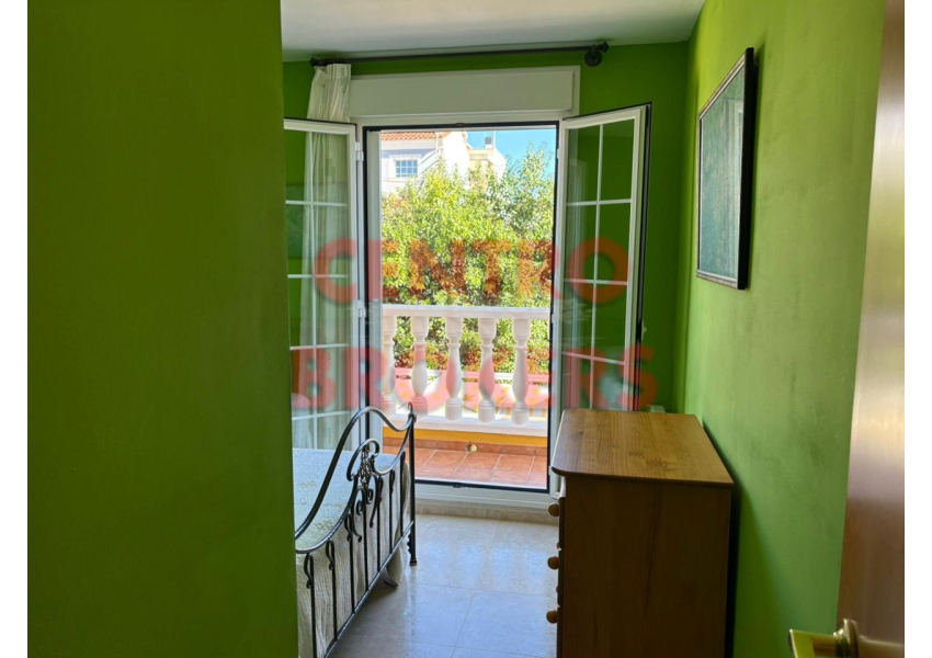 Dom szeregowy w dzielnicy  Bulevar de Jucar Cullera